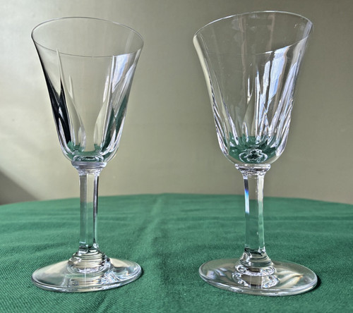 Lot verres vin - à,